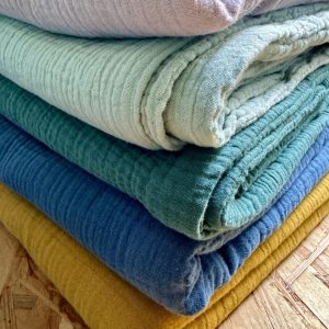 Couverture gaze de coton et polaire (5 couleurs) – Moomie